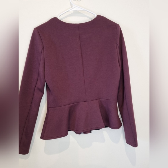 H&M burgundy peplum blazer size 10 - Picture 4 of 5